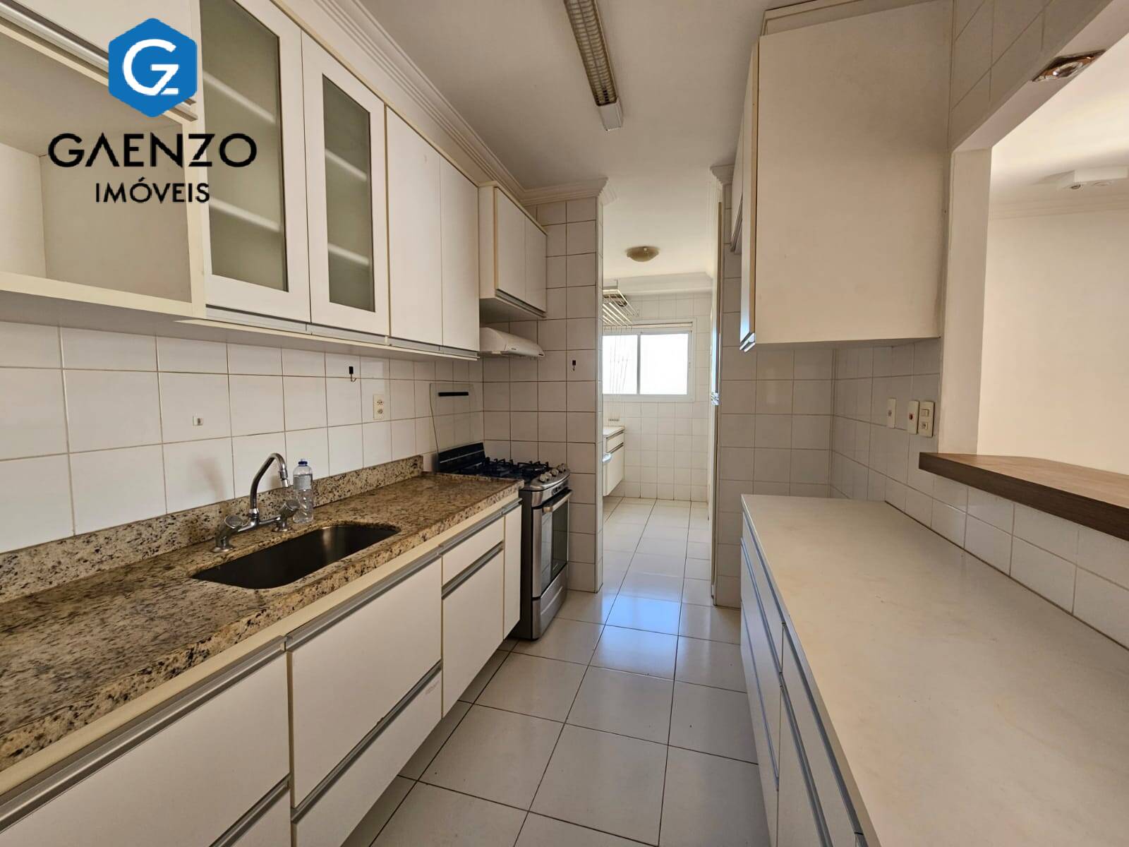 Apartamento à venda com 3 quartos, 110m² - Foto 6