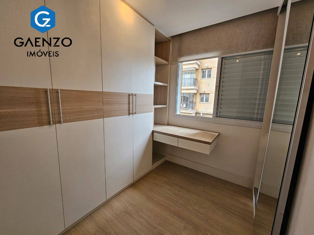 Apartamento à venda com 3 quartos, 107m² - Foto 12