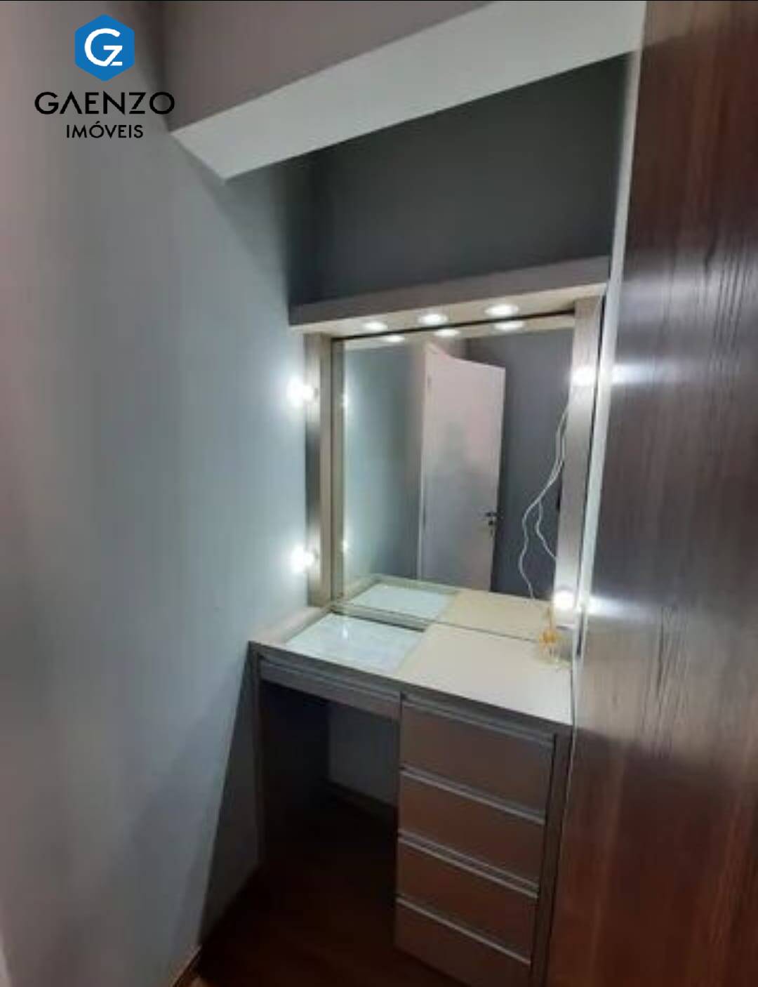 Apartamento à venda com 2 quartos, 73m² - Foto 3