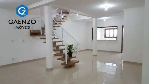 Casa de Condomínio à venda com 5 quartos, 500m² - Foto 1