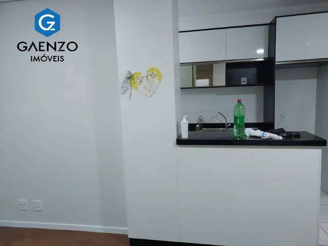 Apartamento à venda com 3 quartos, 81m² - Foto 4