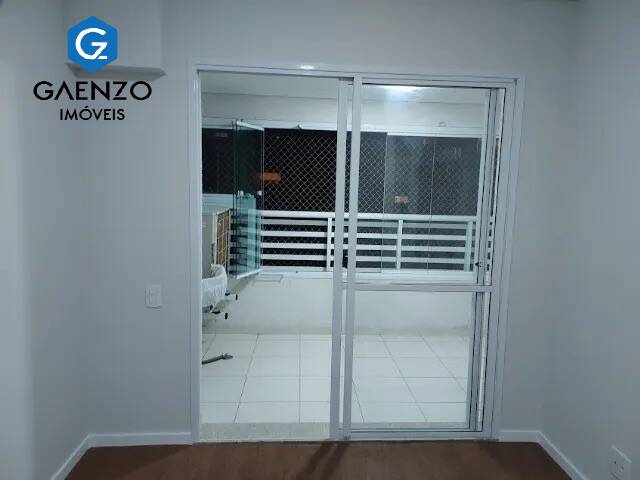 Apartamento à venda com 3 quartos, 81m² - Foto 9