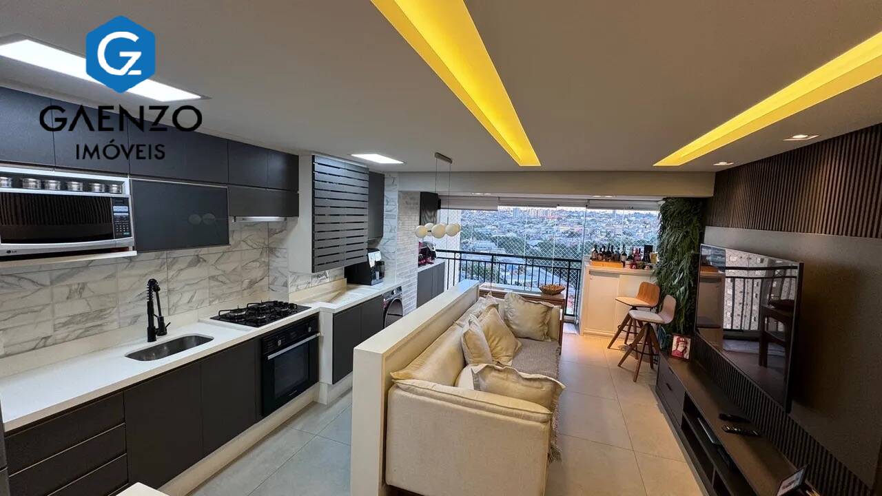 Apartamento à venda com 2 quartos, 64m² - Foto 1