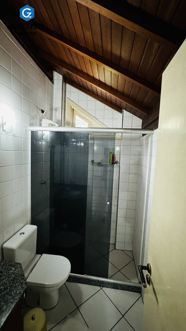 Casa de Condomínio à venda com 5 quartos, 400m² - Foto 17