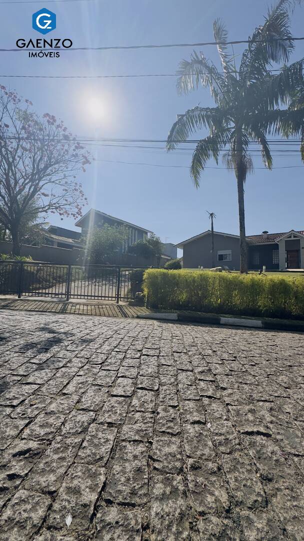 Casa de Condomínio à venda com 4 quartos, 500m² - Foto 2