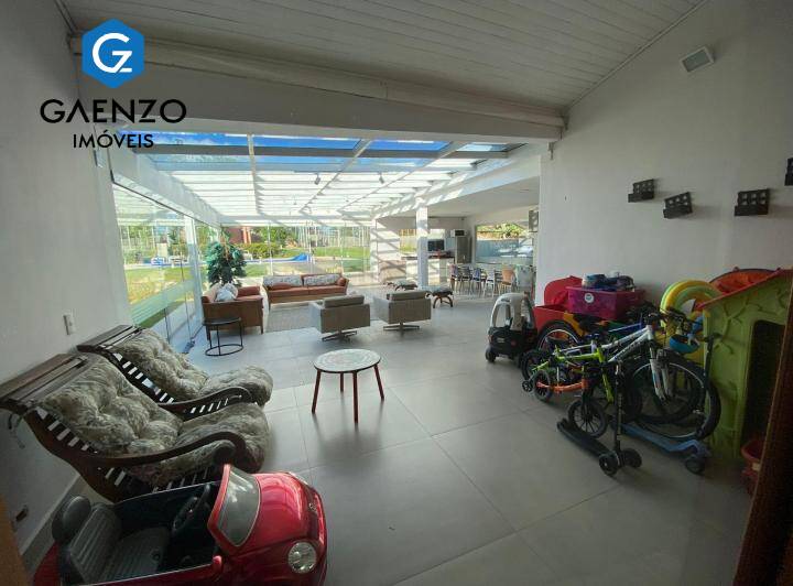 Casa de Condomínio à venda com 4 quartos, 500m² - Foto 35