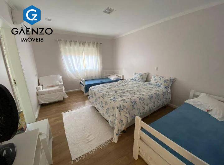 Casa de Condomínio à venda com 4 quartos, 500m² - Foto 9