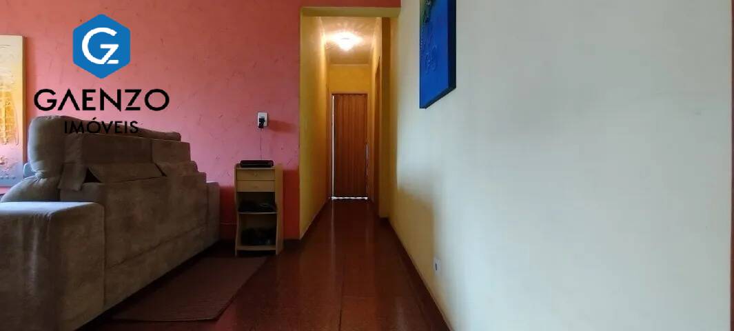 Apartamento à venda com 2 quartos, 75m² - Foto 11