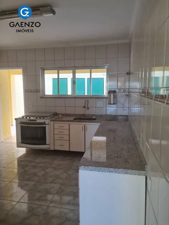 Sobrado à venda com 3 quartos, 250m² - Foto 6