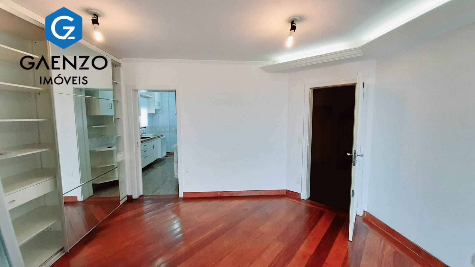 Apartamento para alugar com 2 quartos, 98m² - Foto 4