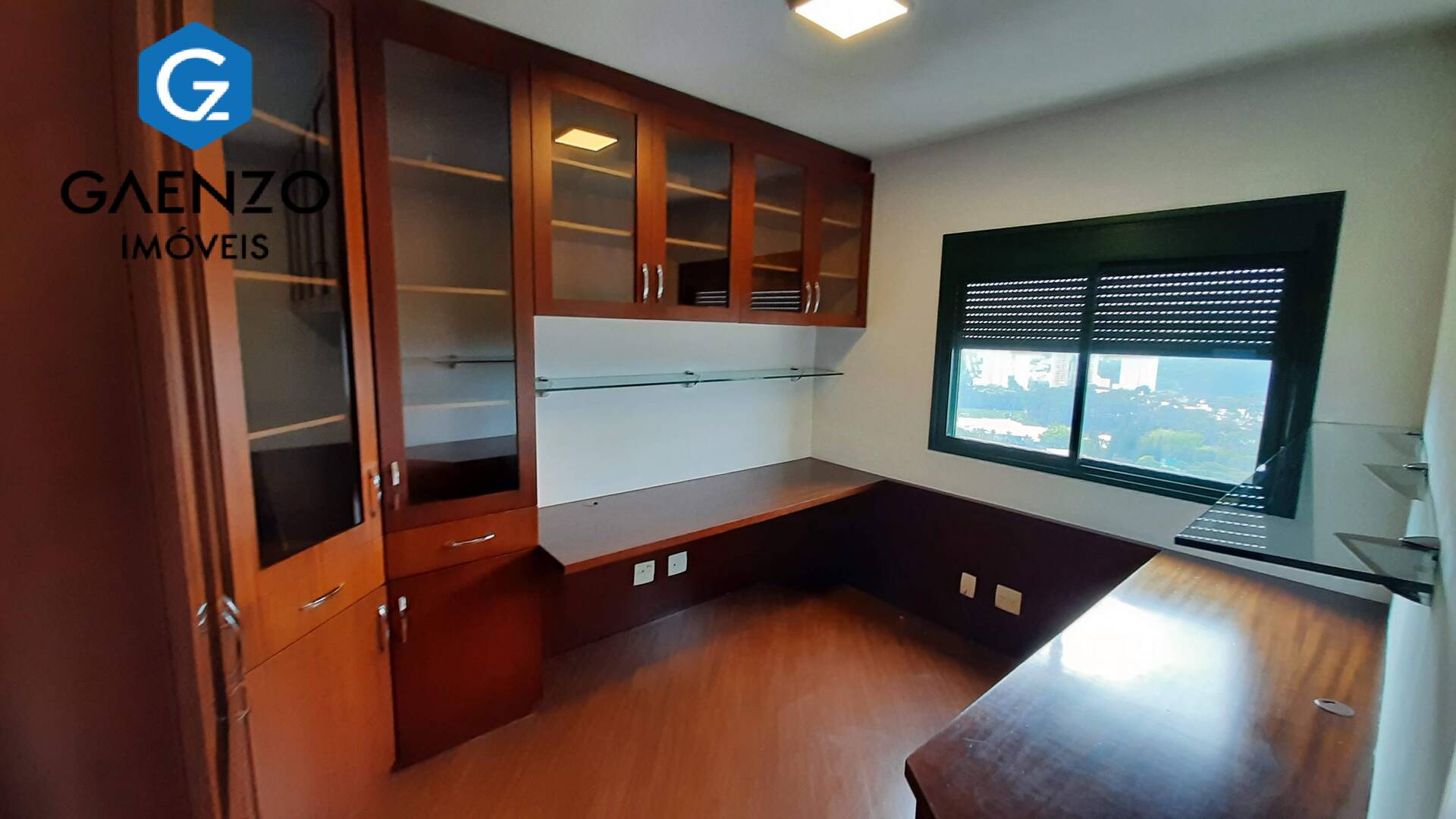 Apartamento para alugar com 2 quartos, 98m² - Foto 10