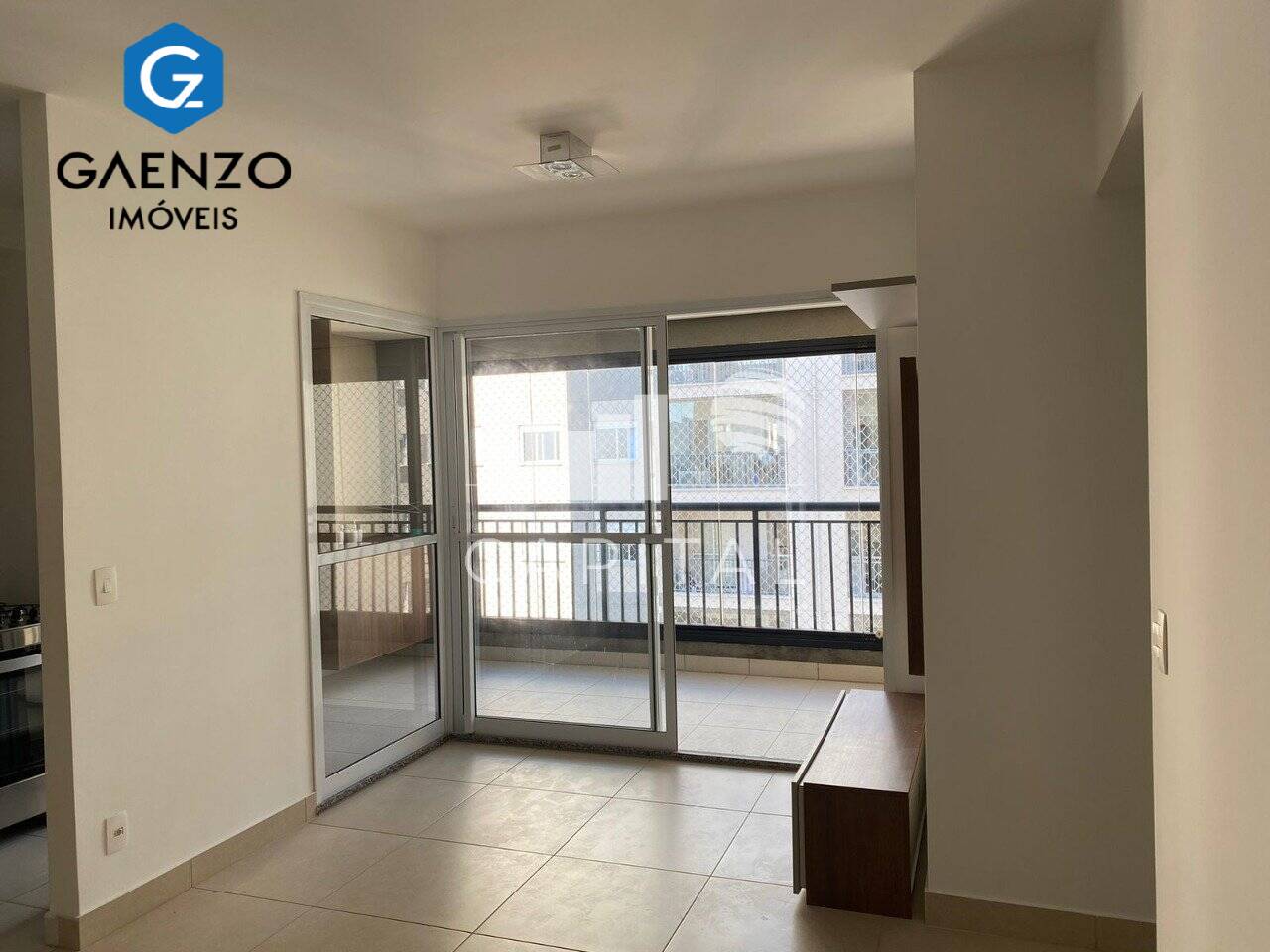 Apartamento para alugar com 2 quartos, 64m² - Foto 11