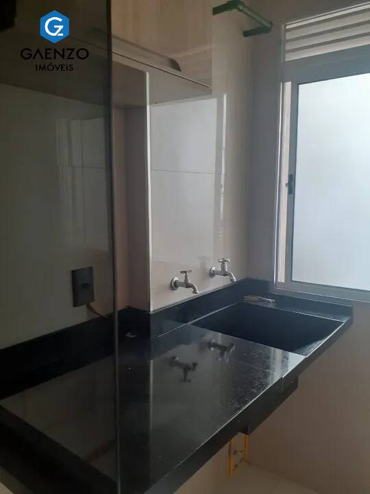 Apartamento à venda com 3 quartos, 57m² - Foto 2