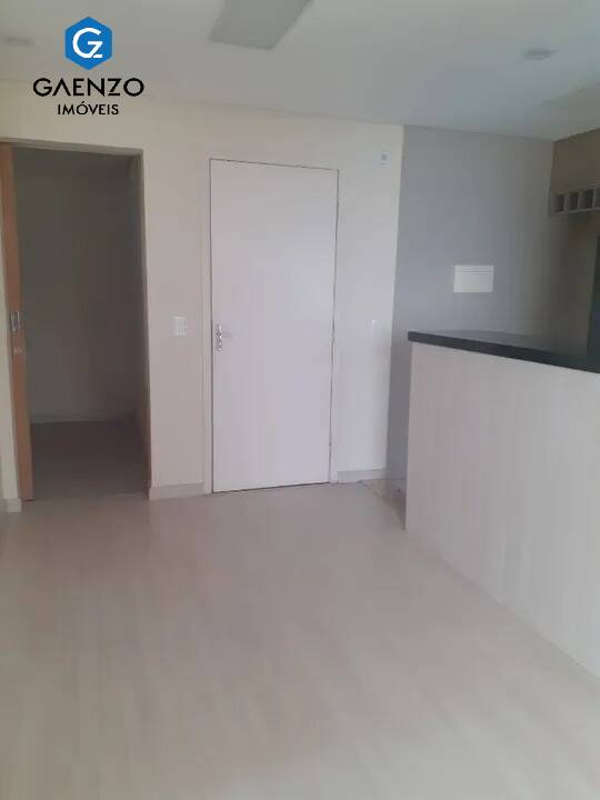 Apartamento à venda com 3 quartos, 57m² - Foto 3