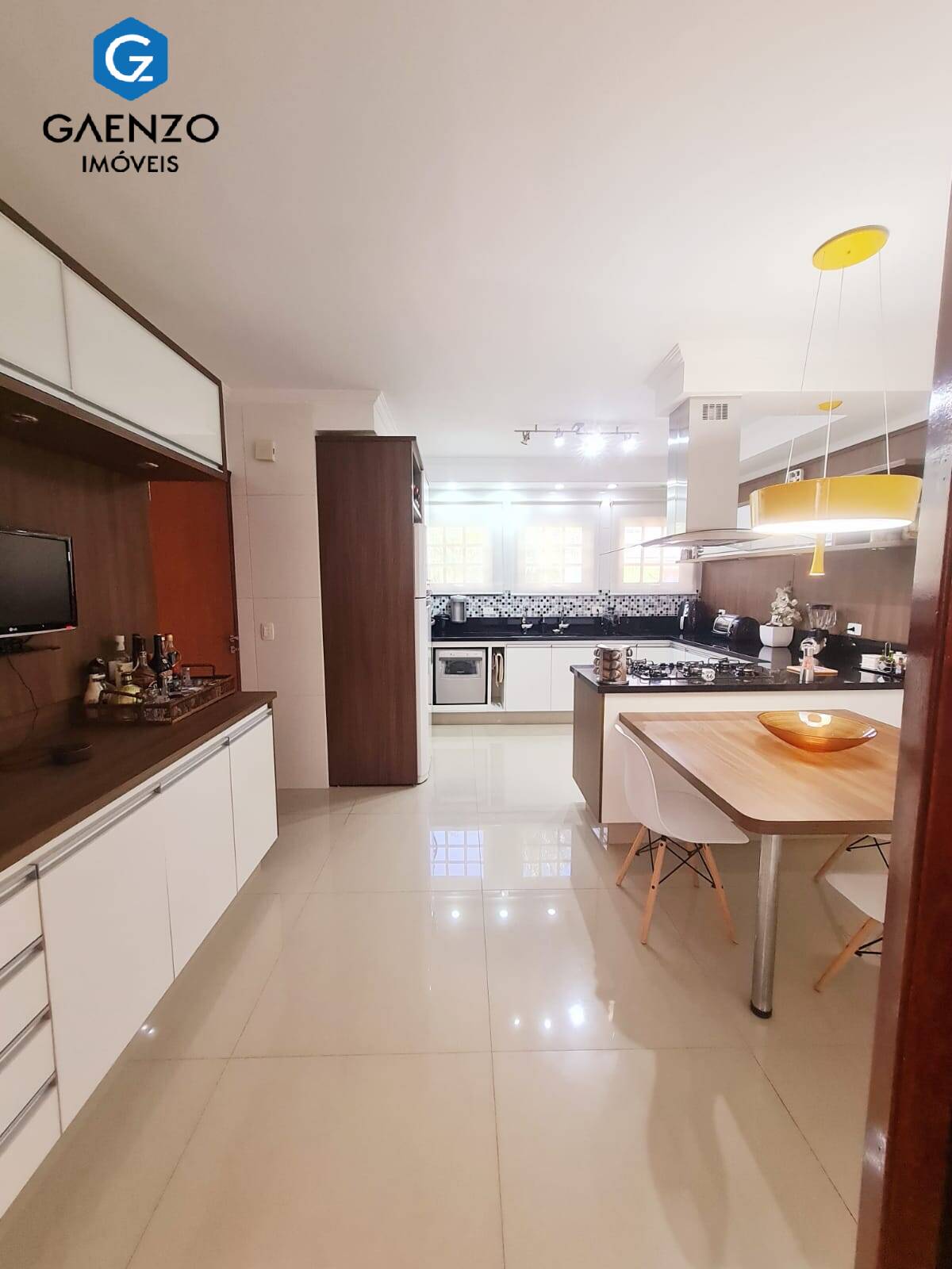 Casa à venda com 3 quartos, 323m² - Foto 32