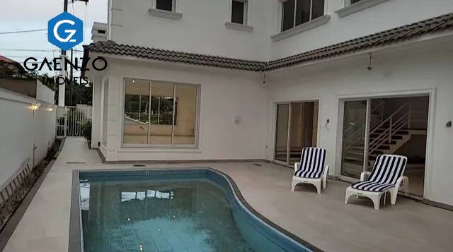 Casa de Condomínio à venda com 4 quartos, 450m² - Foto 13