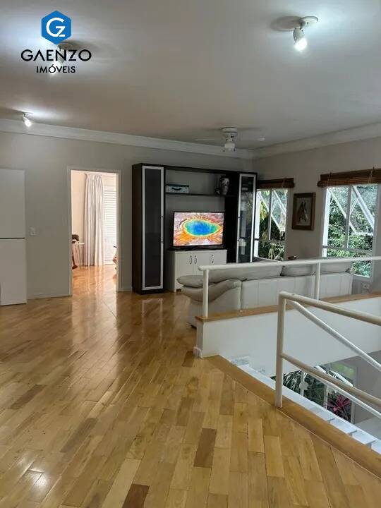 Casa de Condomínio à venda com 4 quartos, 278m² - Foto 8