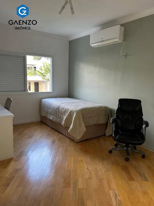 Casa de Condomínio à venda com 4 quartos, 278m² - Foto 15