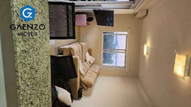 Apartamento à venda com 2 quartos, 68m² - Foto 1