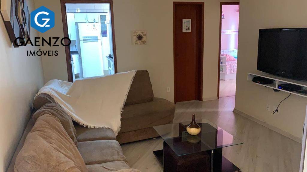 Apartamento à venda com 2 quartos, 65m² - Foto 3