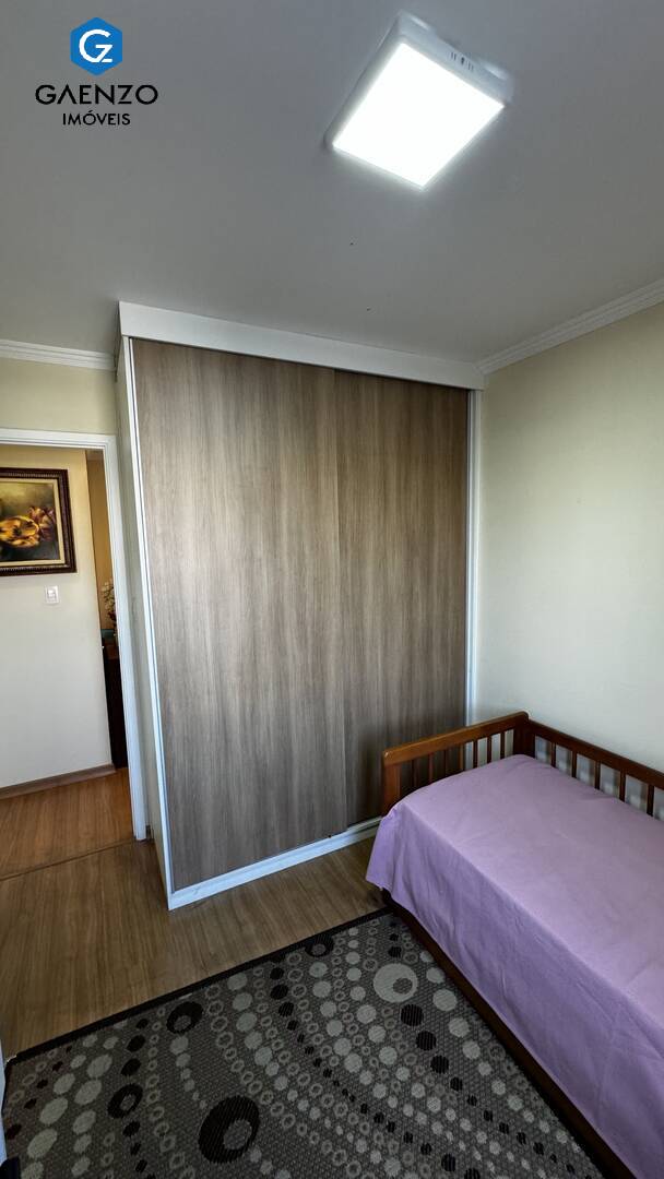 Apartamento à venda com 3 quartos, 75m² - Foto 9