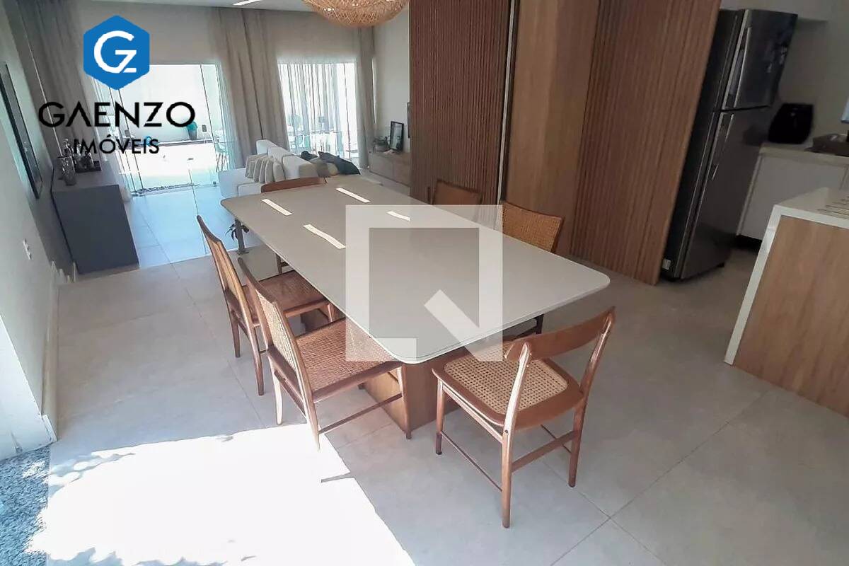 Casa à venda com 3 quartos, 180m² - Foto 3