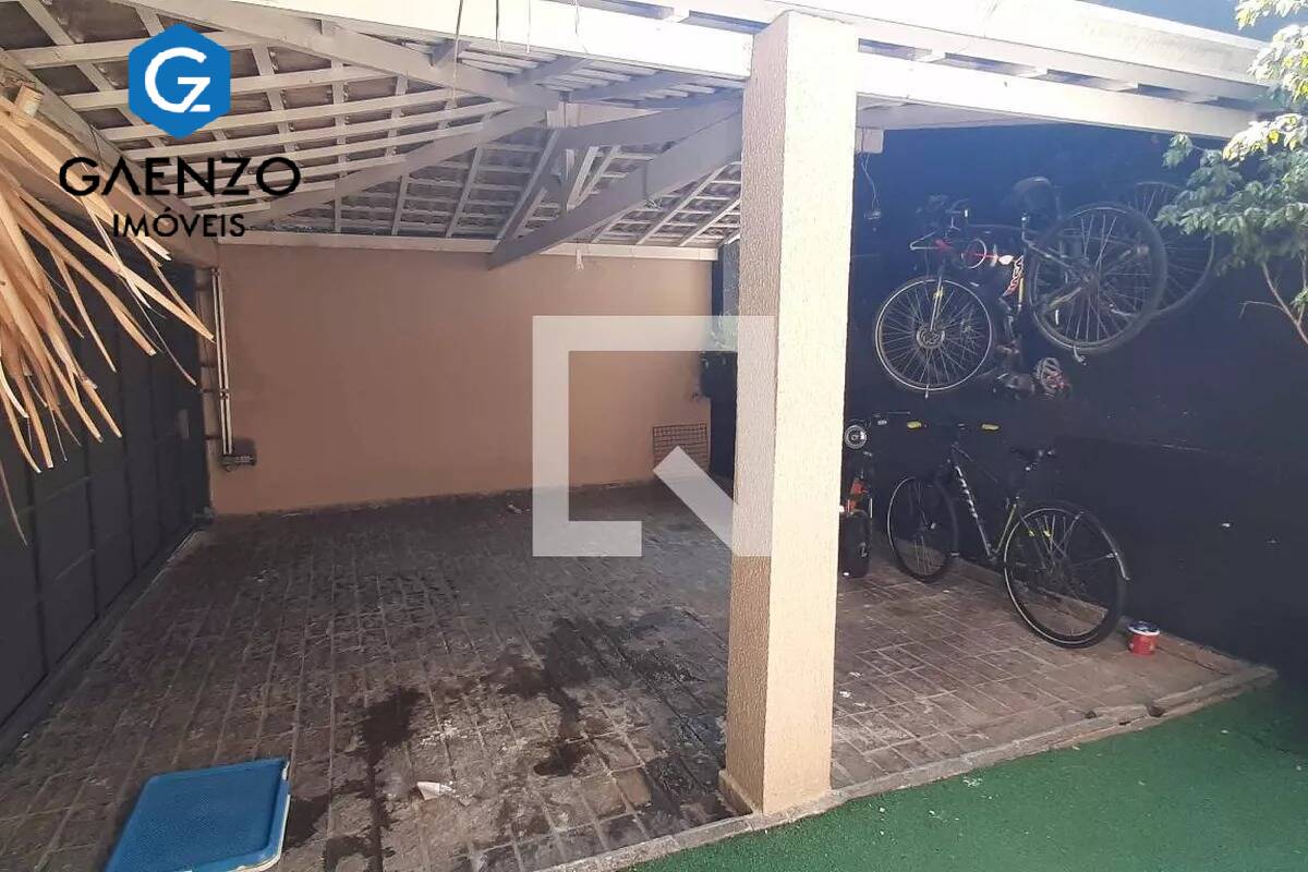 Casa à venda com 3 quartos, 180m² - Foto 11