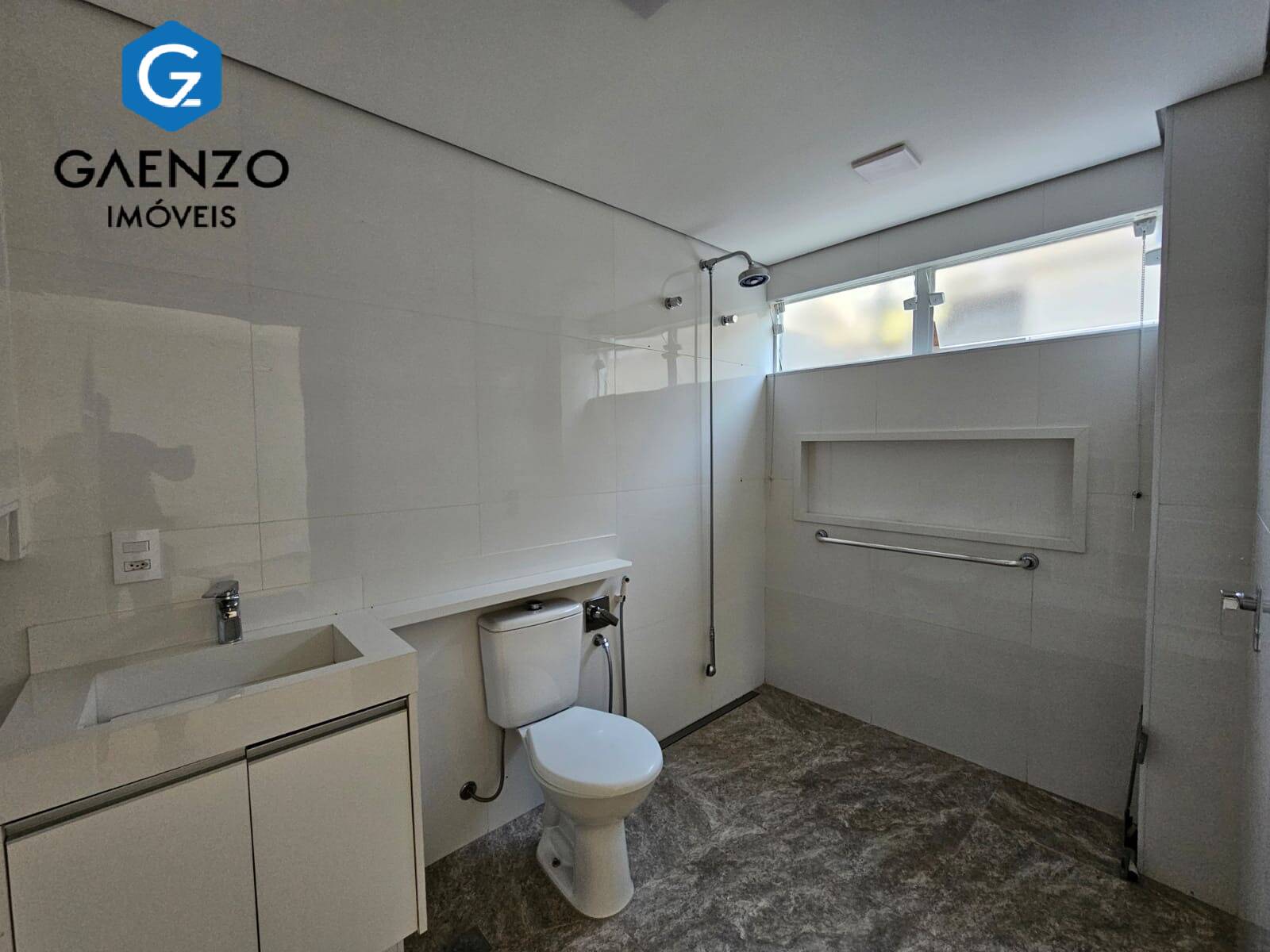 Casa de Condomínio à venda com 3 quartos, 160m² - Foto 4