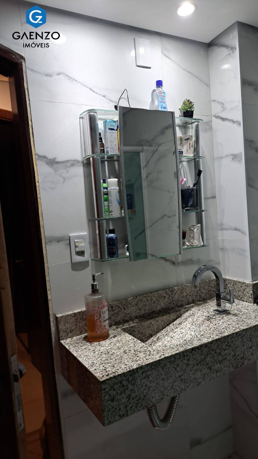 Sobrado à venda com 5 quartos, 254m² - Foto 10