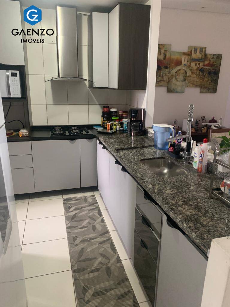 Apartamento à venda com 2 quartos, 69m² - Foto 14