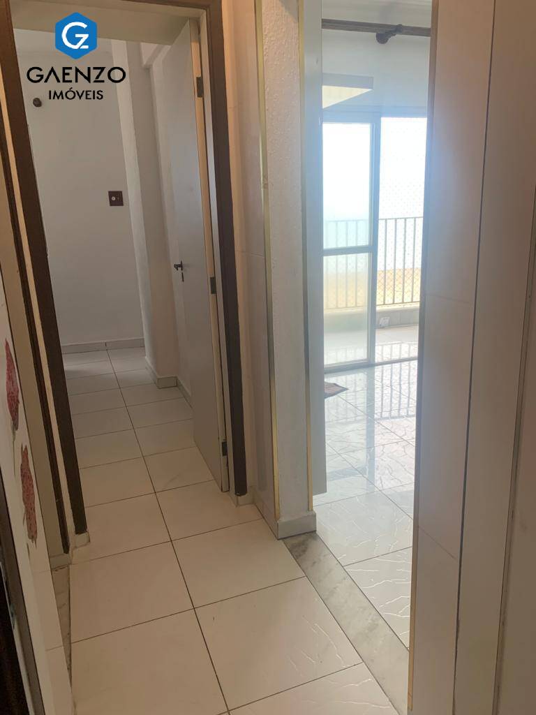 Apartamento à venda com 2 quartos, 71m² - Foto 13