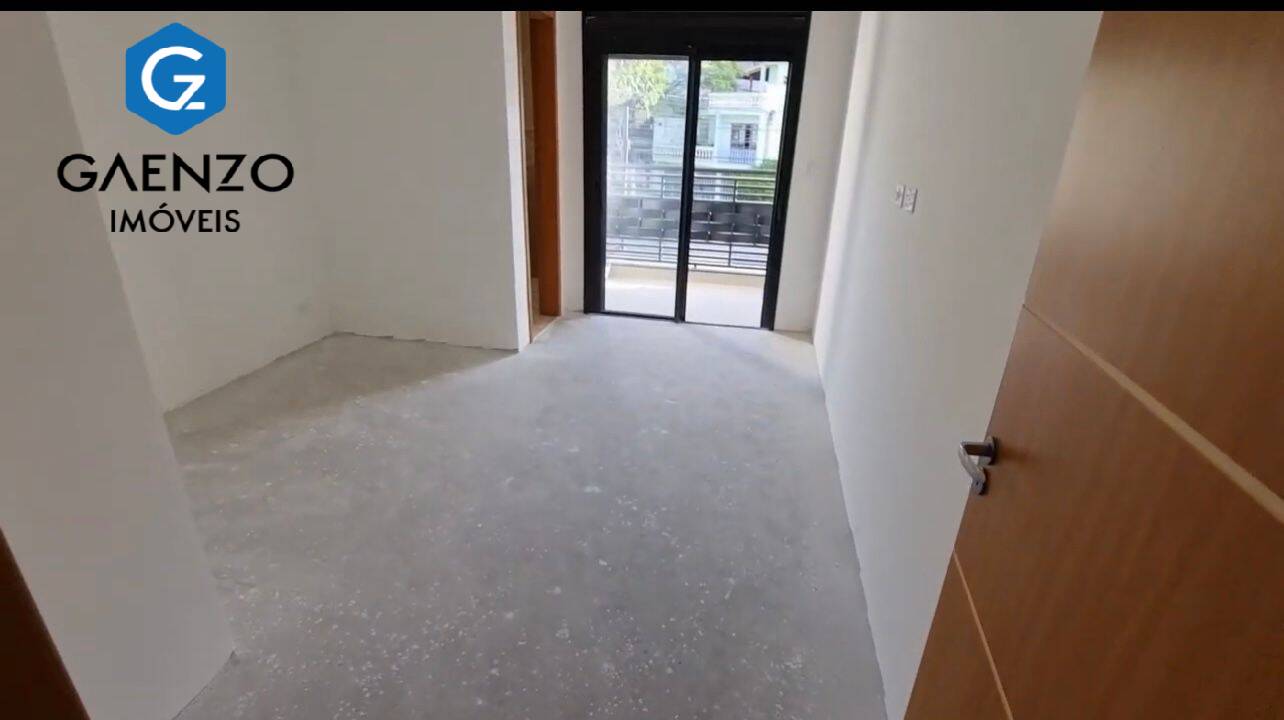 Casa à venda com 3 quartos, 100m² - Foto 3