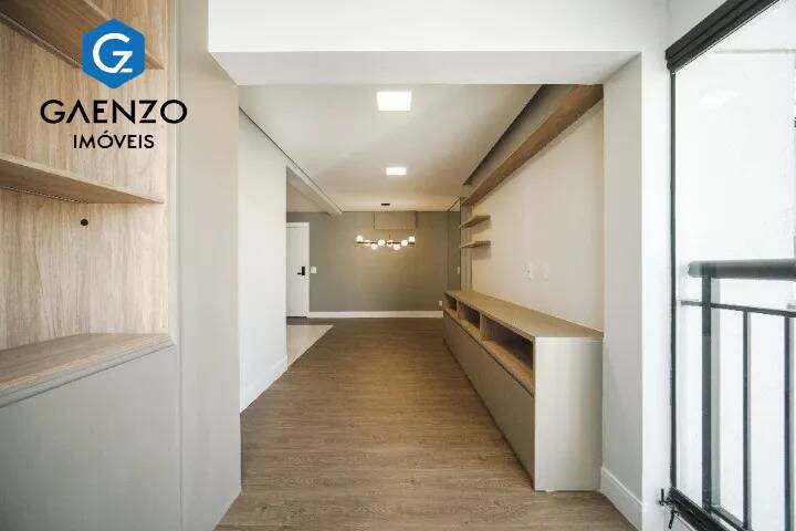 Apartamento à venda com 2 quartos, 72m² - Foto 3