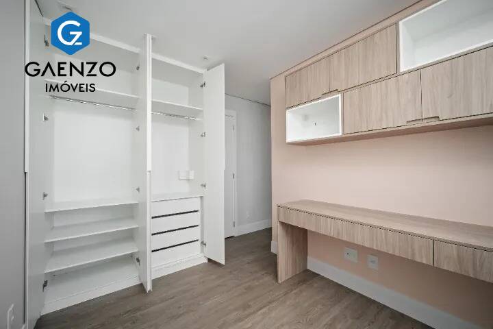 Apartamento à venda com 2 quartos, 72m² - Foto 5