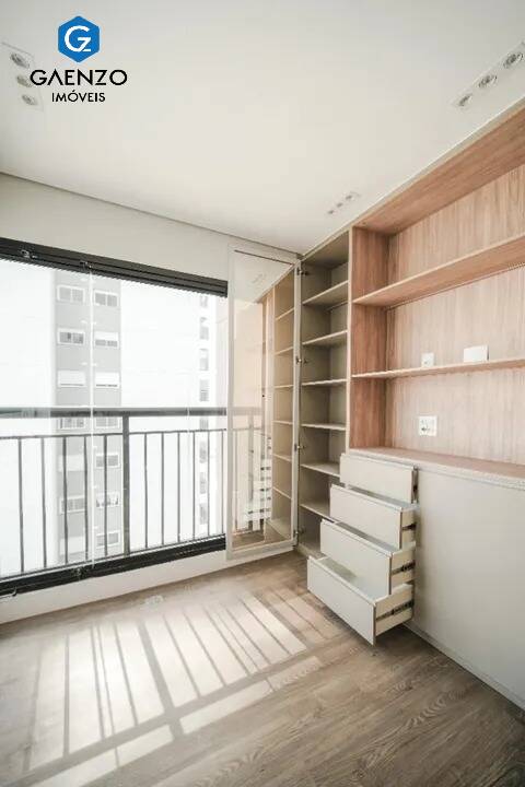 Apartamento à venda com 2 quartos, 72m² - Foto 1