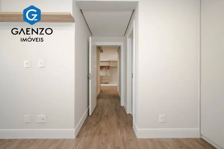 Apartamento à venda com 2 quartos, 72m² - Foto 14