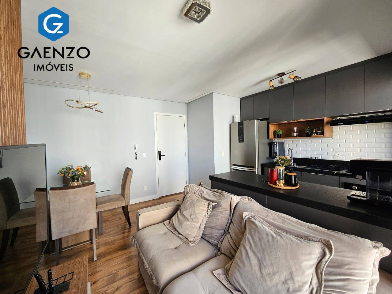 Apartamento à venda com 2 quartos, 52m² - Foto 1