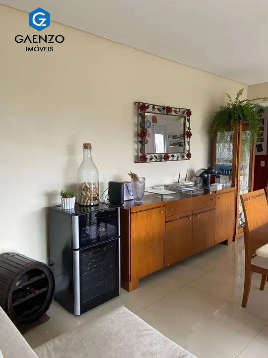 Apartamento à venda com 4 quartos, 198m² - Foto 11