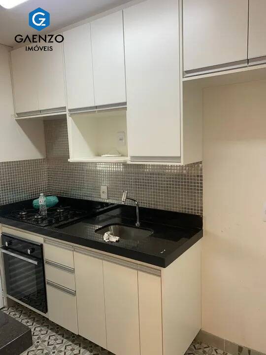 Apartamento à venda com 2 quartos, 47m² - Foto 4