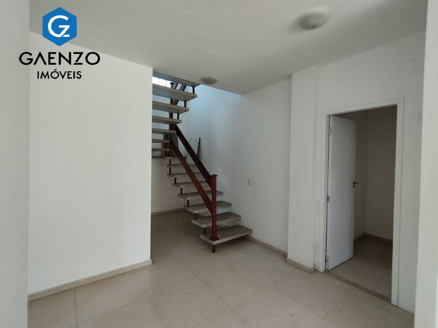 Casa de Condomínio à venda com 3 quartos, 226m² - Foto 20