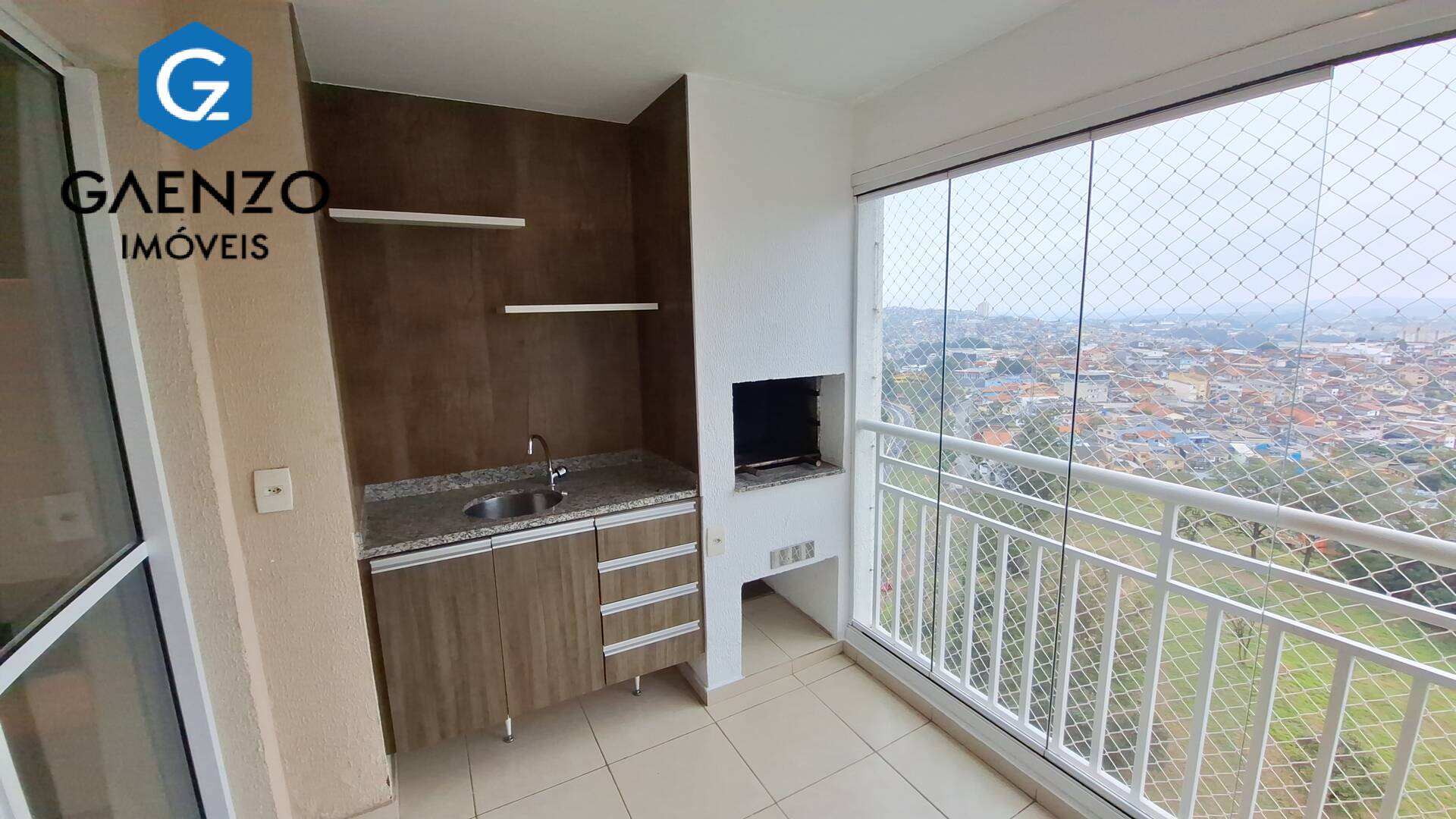 Apartamento à venda com 3 quartos, 85m² - Foto 1