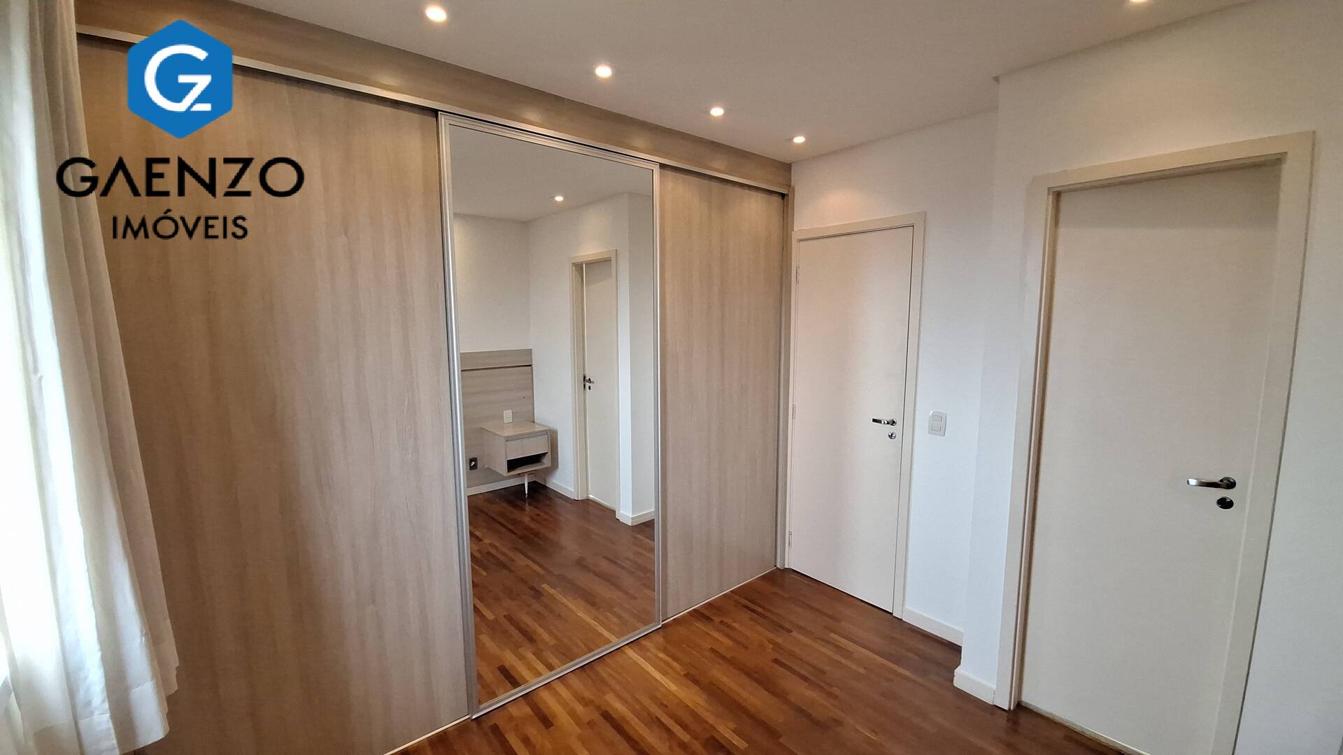 Apartamento à venda com 3 quartos, 85m² - Foto 5