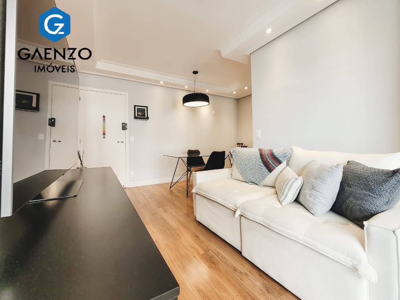 Apartamento à venda com 2 quartos, 62m² - Foto 13