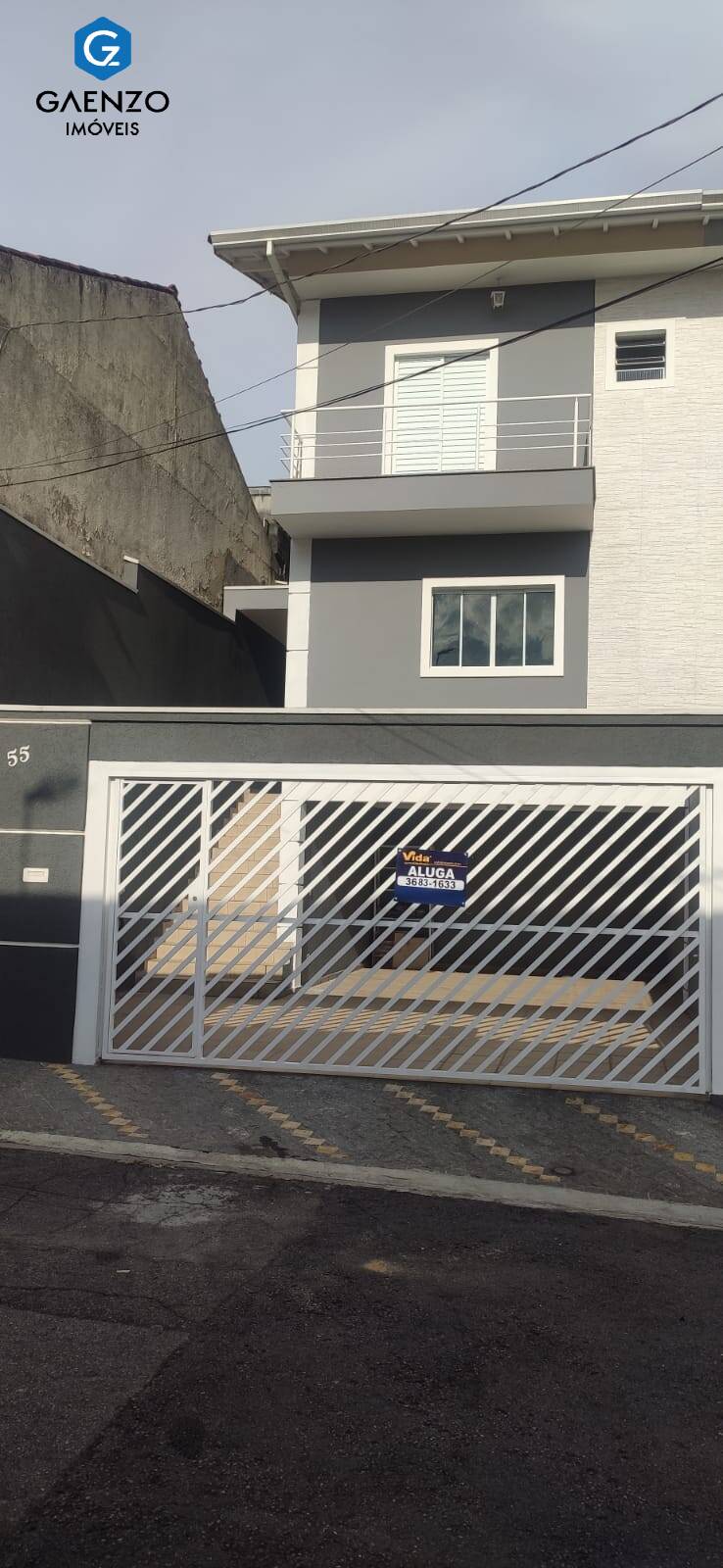 Sobrado à venda com 3 quartos, 180m² - Foto 1