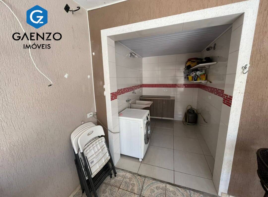 Casa à venda com 3 quartos, 141m² - Foto 11