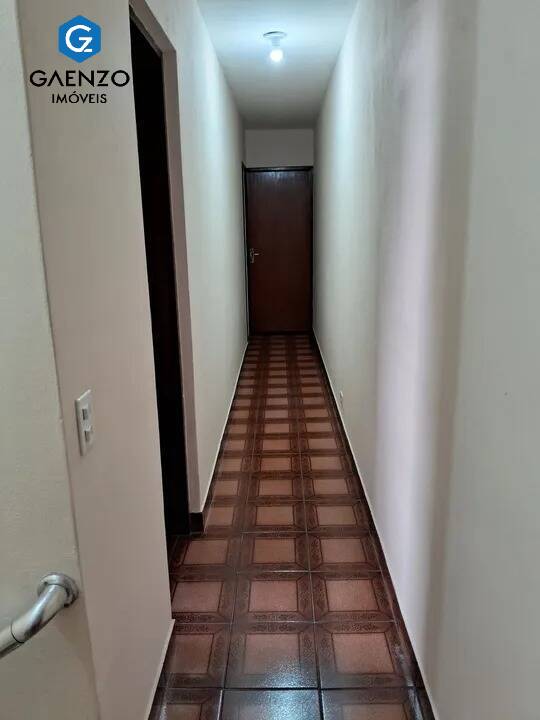 Sobrado para alugar com 3 quartos, 170m² - Foto 2