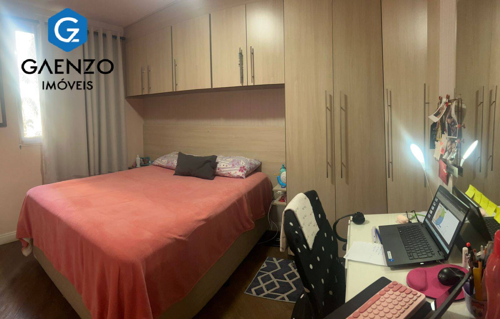 Apartamento à venda com 2 quartos, 57m² - Foto 1