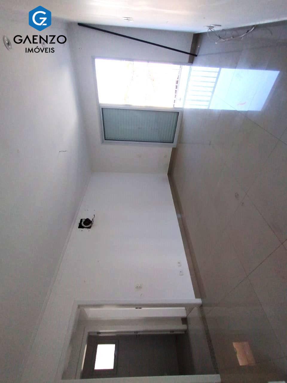 Sobrado à venda com 4 quartos, 360m² - Foto 5