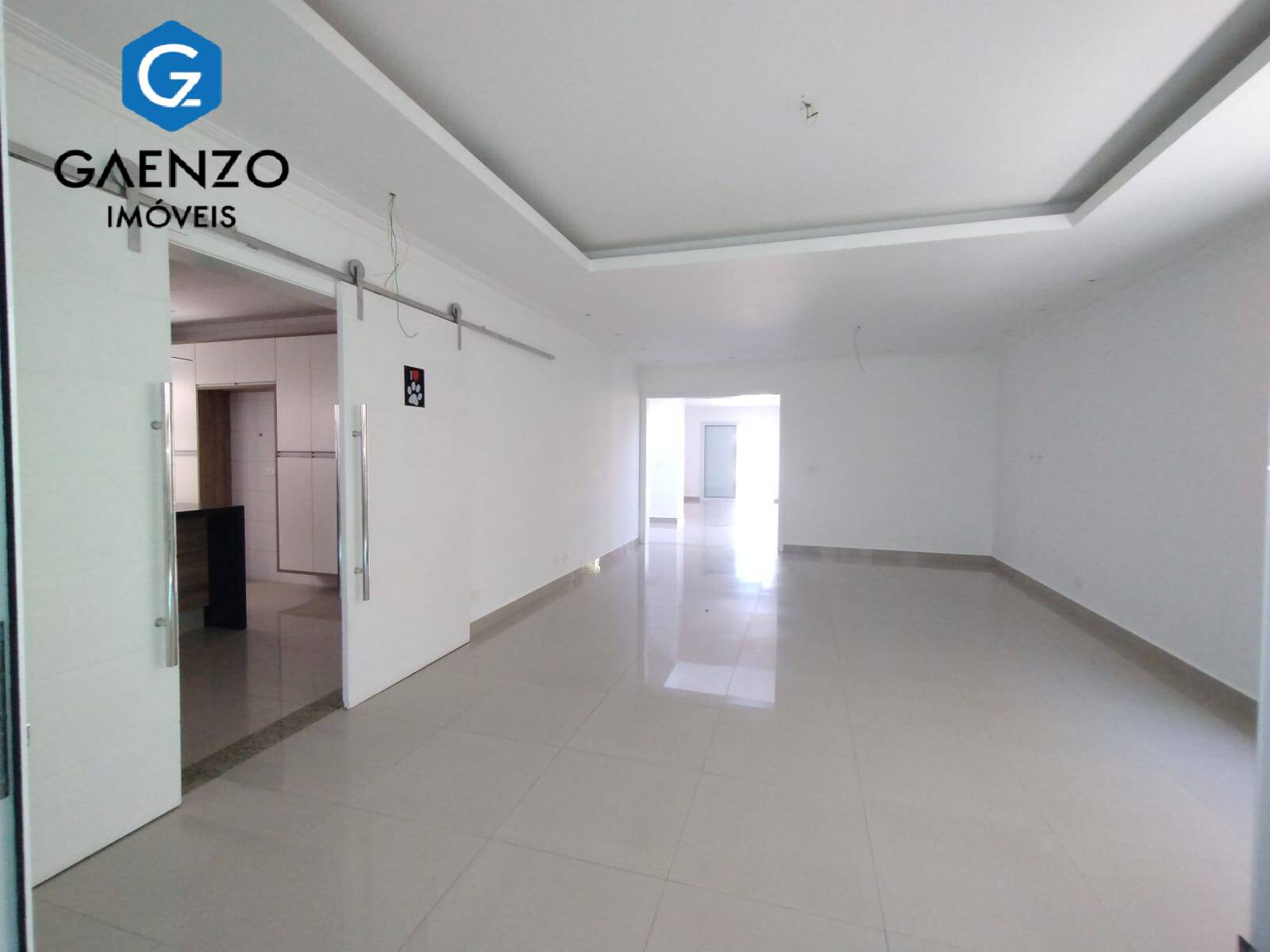 Sobrado à venda com 4 quartos, 360m² - Foto 8