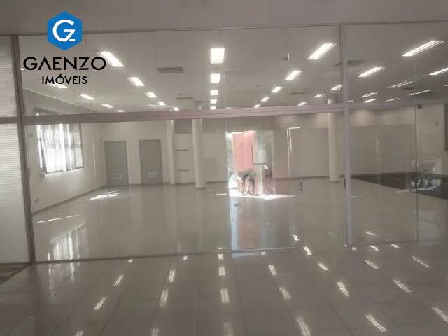 Prédio Inteiro para alugar, 740m² - Foto 2